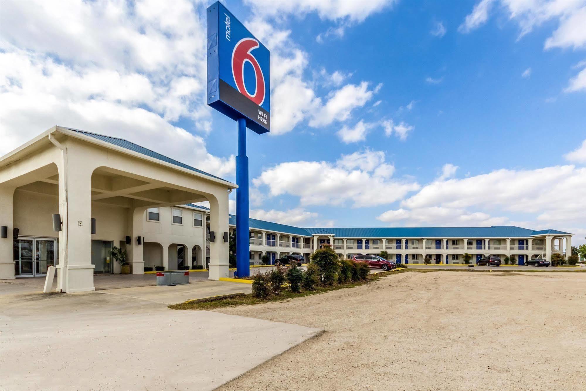 Motel 6 Seguin Tx Exterior foto